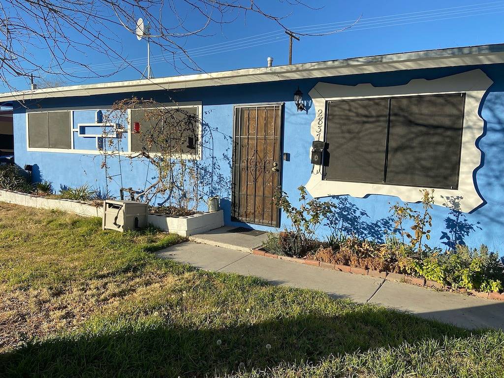 2 Bedroom Home 20 Minutes From Everything! in North Las Vegas, Nevada