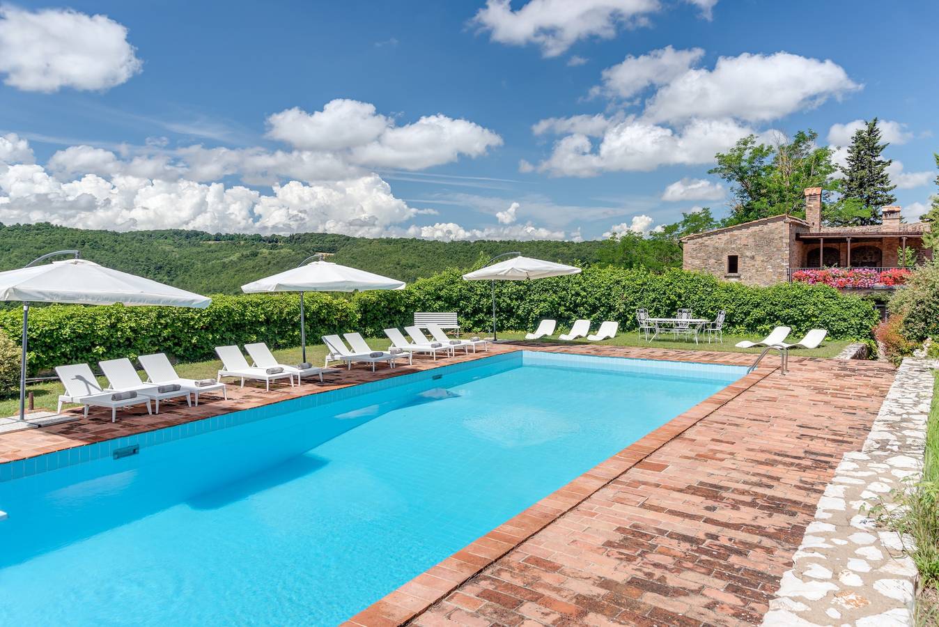 Casa Vacanza per 12 Persone in Gambassi Terme, Firenze province