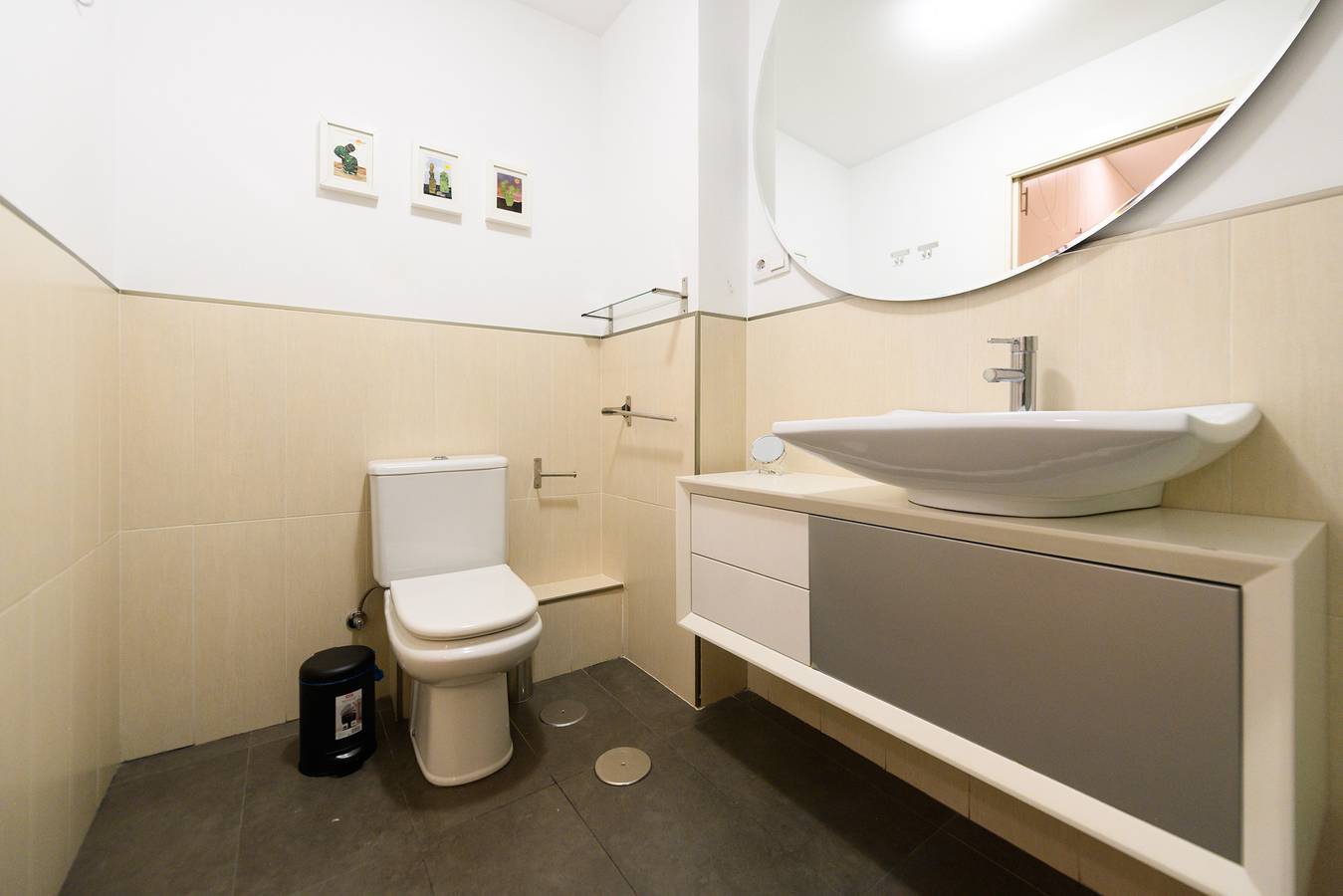 Apartamento entero, M Elegante vivienda de 3 habitaciones en e in Centro (Madrid), Madrid