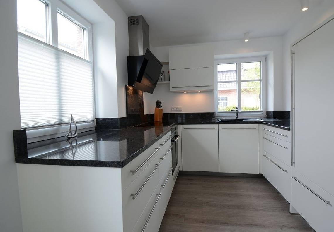 Haus Katharina rechts in Wyk auf Föhr (Stadt), Wyk auf Föhr