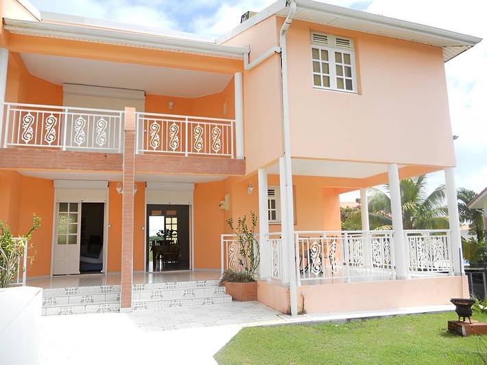 Gîte pour 12 personnes, avec jardin et balcon à Sainte-Anne (Martinique) - 2