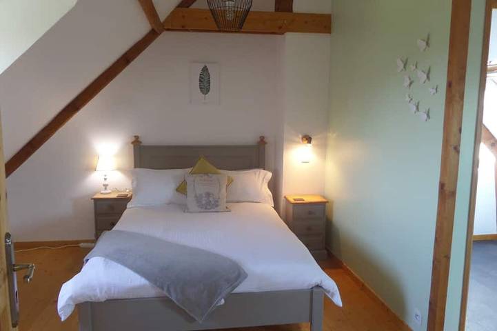 Location de vacances pour 8 personnes, avec piscine et jardin à Melgven - 2