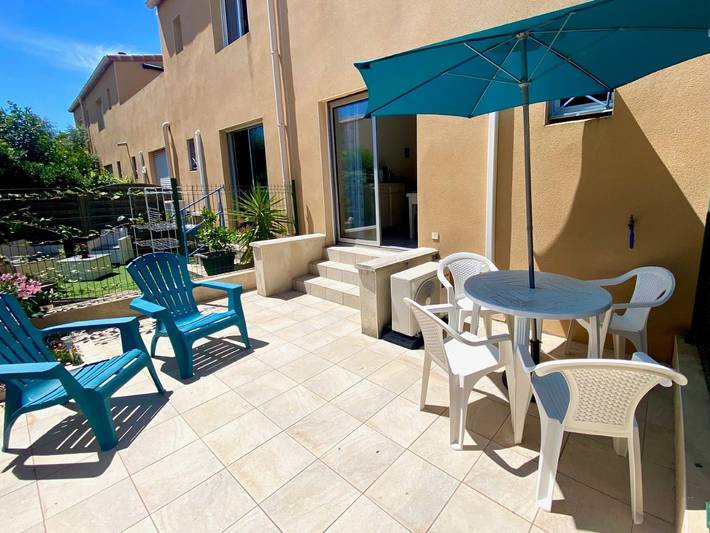 Location de vacances pour 2 personnes, avec Terrasse à Mèze