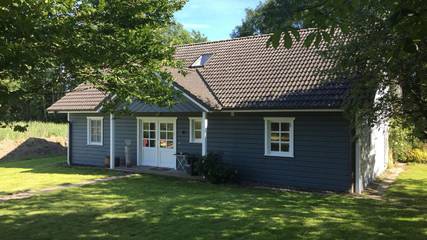 Ferienhaus für 9 Personen, mit Garten in Ockholm