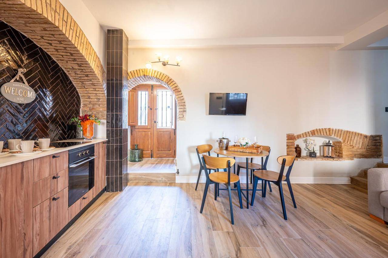 Apartamento entero, The Nest Masia Can Tiranasi Relájate y Disfruta Escapada con Encanto Cerca de Barcelona- in Badalona, Barcelonés