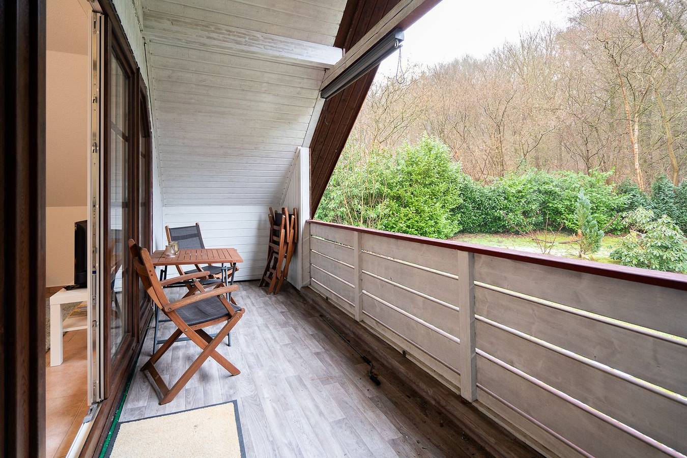 Ganze Wohnung, Ferienwohnung mit Balkon | Ruhige Auszeit am See nahe der Ostsee in Pönitzer See, Scharbeutz