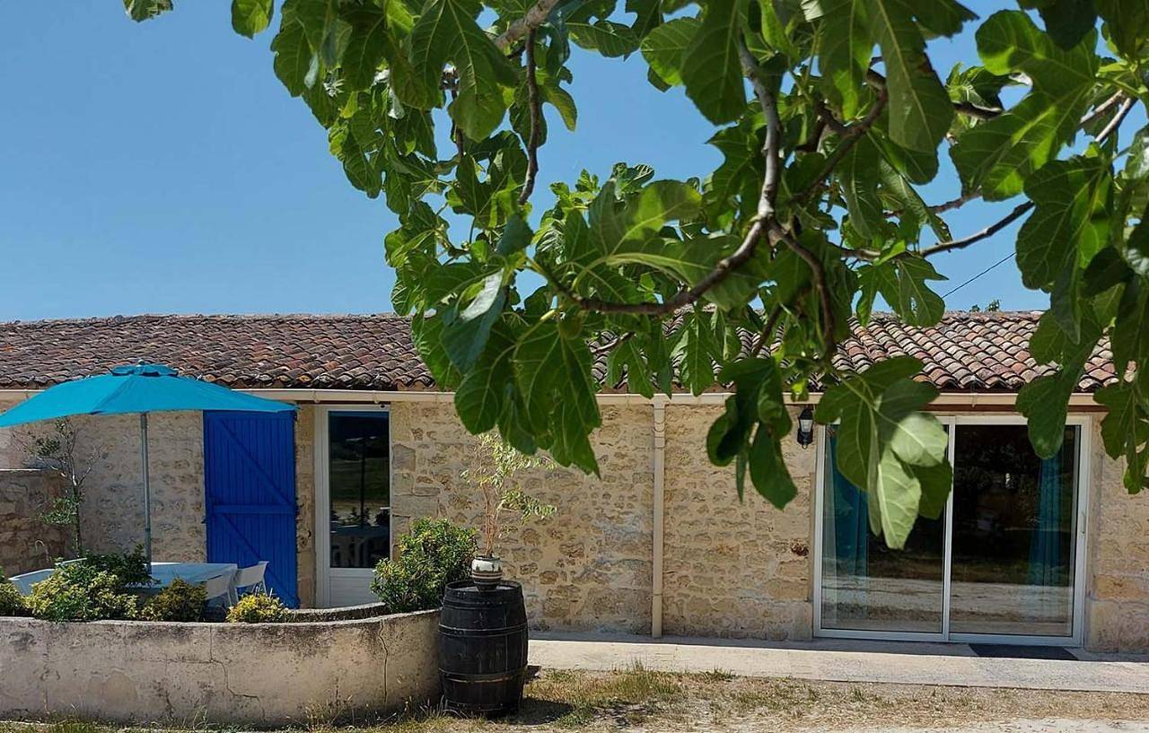 Moulin de Mauzac in Saint-Just-Luzac, Côte de Beauté