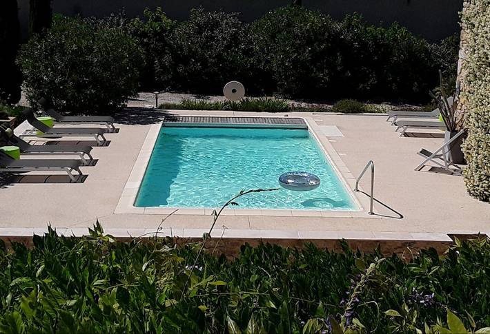 Gîte pour 3 personnes, avec terrasse et piscine ainsi que jacuzzi et jardin dans La Ceze La Roque Sur Ceze - 3