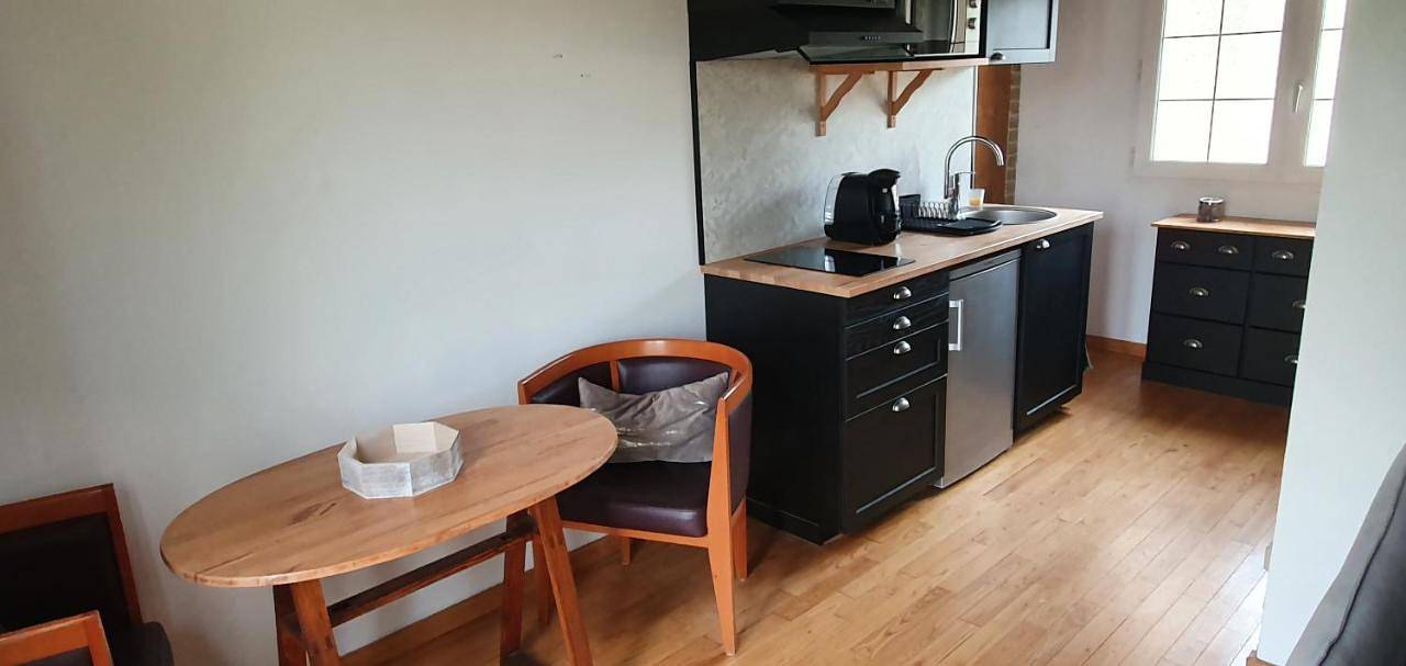 One-Bedroom House in Bétheny, Marne