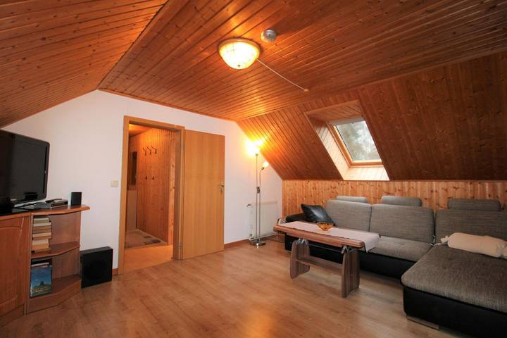 Ferienwohnung für 2 Personen, mit Balkon in Dierhagen - 2