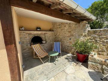 Gîte pour 6 personnes, avec jardin, animaux acceptés à Limeyrat