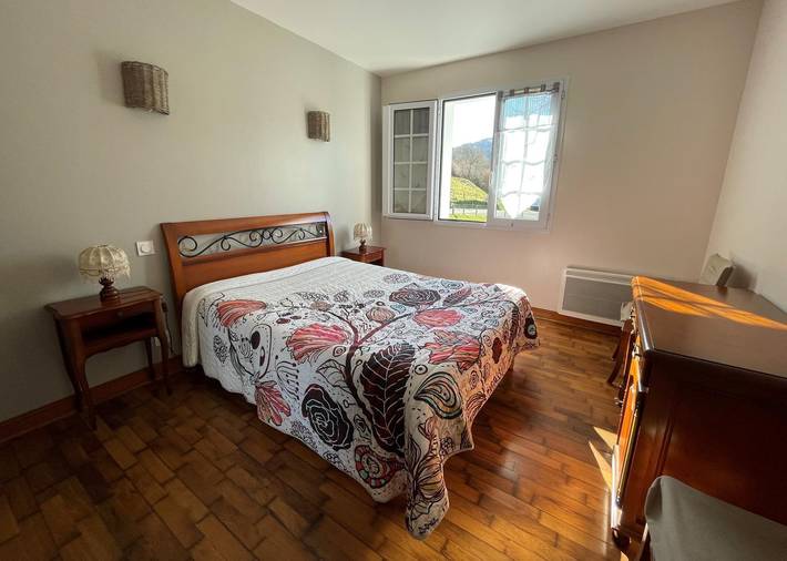 Gîte pour 2 personnes, avec terrasse et jardin, animaux acceptés à Uhart-Cize - 4