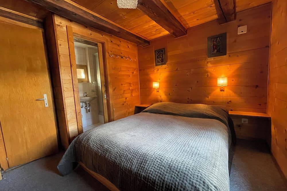 Family chalet in Grimentz, Anniviers