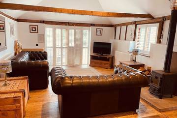 Glamping for 7 People in Point Clear, St Osyth, Photo 3