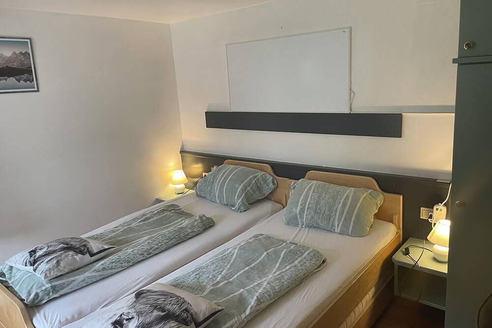 Doppelzimmer Stieflberg mit Dusche Toilette und Frühstück in Stall, Bezirk Spittal an der Drau