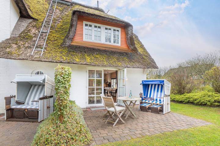 Ferienwohnung für 4 Personen, mit Terrasse und Garten sowie Sauna in Keitum