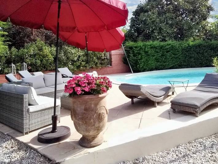 Villa pour 8 personnes, avec terrasse ainsi que piscine et jardin en Gironde - 2