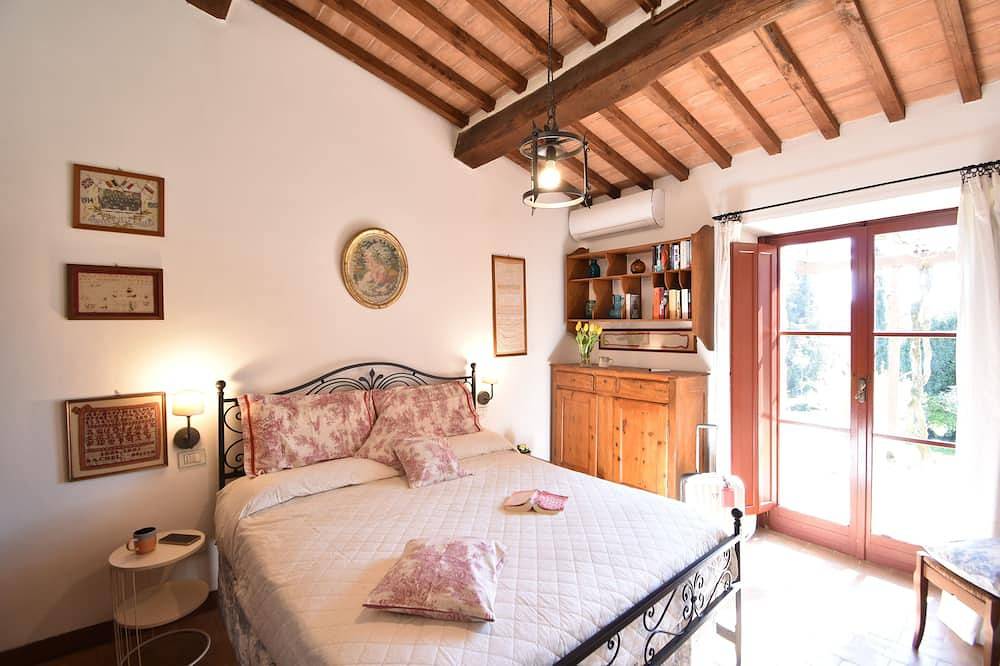 Fienile Restaurato in splendido casale con piscina, 10 minuti da Siena in Monteriggioni, Chianti