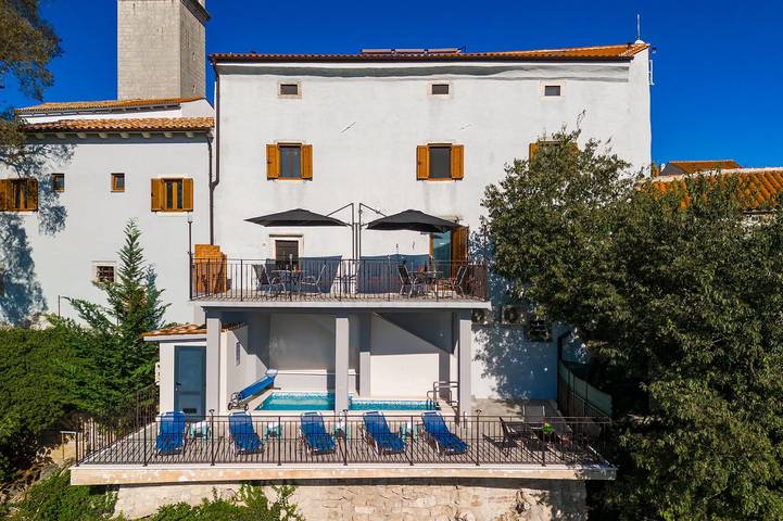 Ferienwohnung für 3 Personen, mit Balkon und Terrasse sowie Garten und Pool in Kroatien - 2
