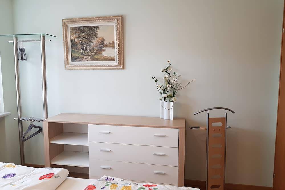 Ganze Wohnung, Romantische Ferien  in 2,5 Zi Ap., wundervoller Garten mit Blick auf die Berge in Altach, Bezirk Feldkirch