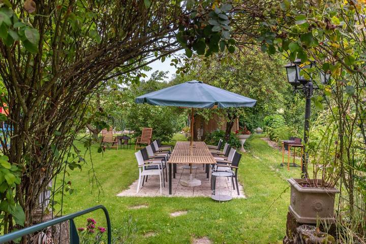 Gîte pour 10 personnes, avec jardin et terrasse - 1