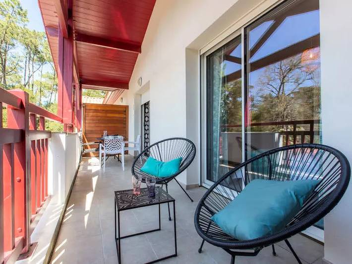 Gîte pour 4 personnes, avec terrasse dans Plage des Estagnots