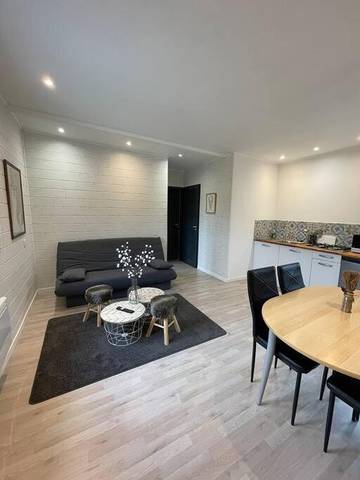 Maison de campagne pour 6 personnes, avec jardin à Yvré-l'Évêque