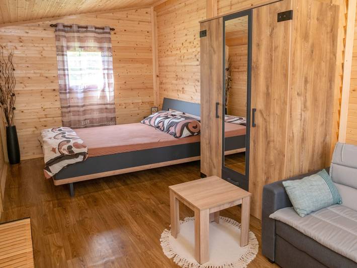 Robinzonski Kamp Hofman - Private Bungalow in Gornji Kneginec, Varaždin
