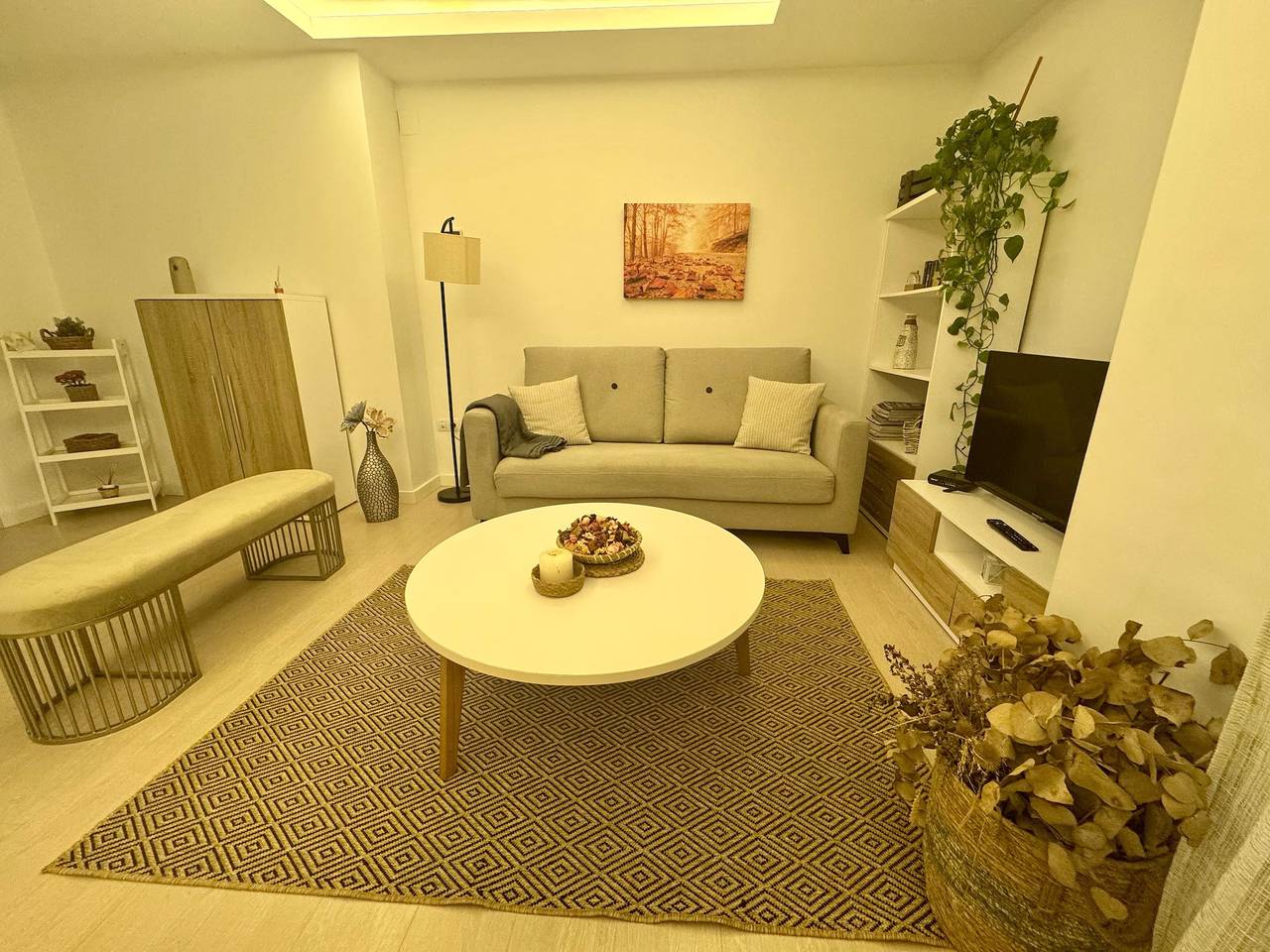 Entire apartment, Apartamento 'Ventura Mq' con piscina comunitaria, Wi-Fi y aire acondicionado in Playa de Los Lances, Tarifa