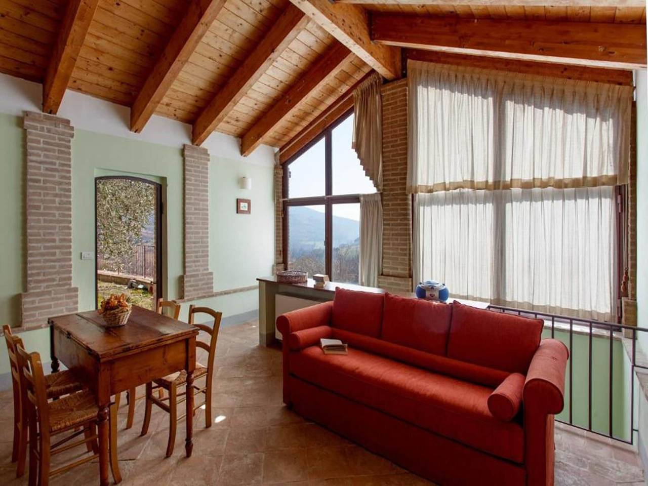 Apartamento entero, Apartamento en la cima de una colina con piscina in Asís, Provincia de Perugia