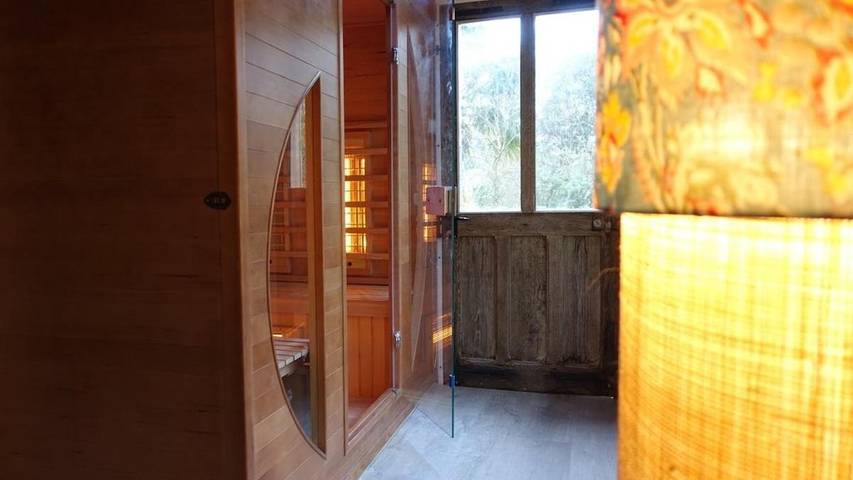 Location de vacances pour 8 personnes, avec Piscine ainsi que Sauna et Vue à Mur-de-Sologne - 2
