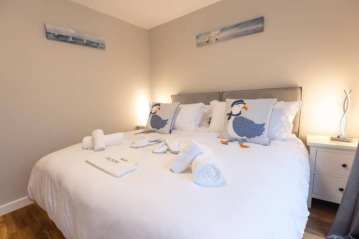Ganze Wohnung, The View - fantastic harbour views to Hengistbury Head and Mudeford Quay. in Mudeford, Christchurch