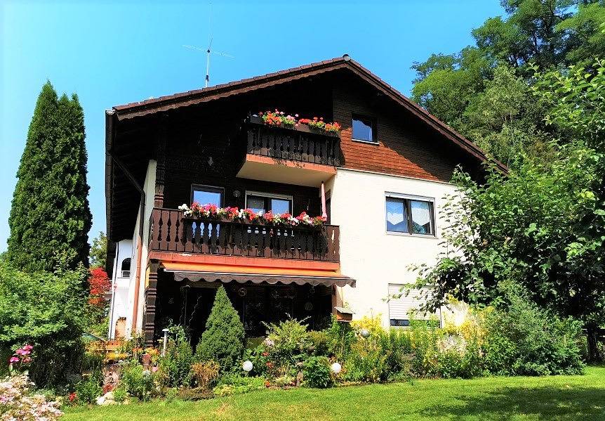 Ganze Ferienwohnung, Ferien bei Fuchs - Ferienwohnung 2, bis 5 Personen, 85 qm, 2 Schlafzimmer in Traunreut, Landkreis Traunstein