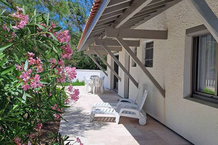Villa pour 4 personnes, avec jardin et terrasse - 1