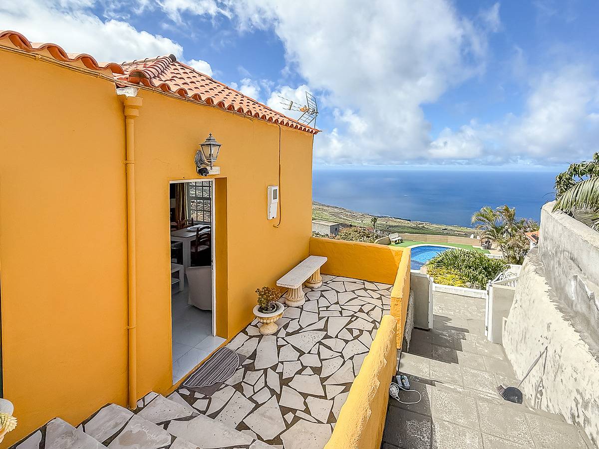 Villa for 4 people with terrace in Los Quemados, Fuencaliente de la Palma