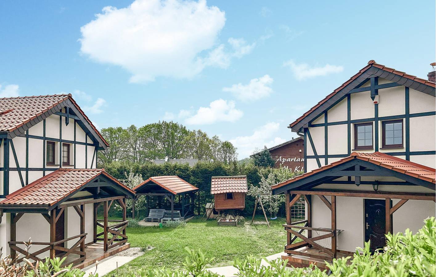 Ferienhaus für 10 Personen mit Ausblick in Dębina, Polnische Ostsee