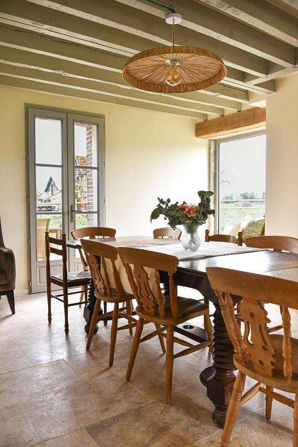 Location de vacances pour 12 personnes, avec Terrasse et Jardin dans Mesnil-en-Ouche