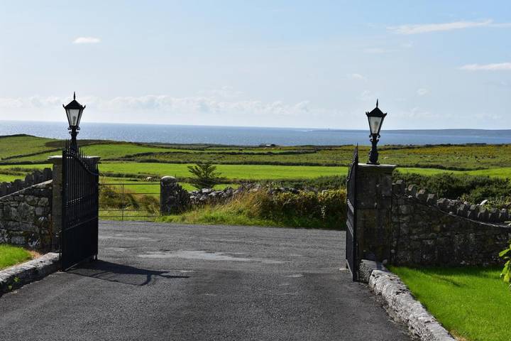 Ferienhaus für 8 Personen, mit Ausblick in County Clare
