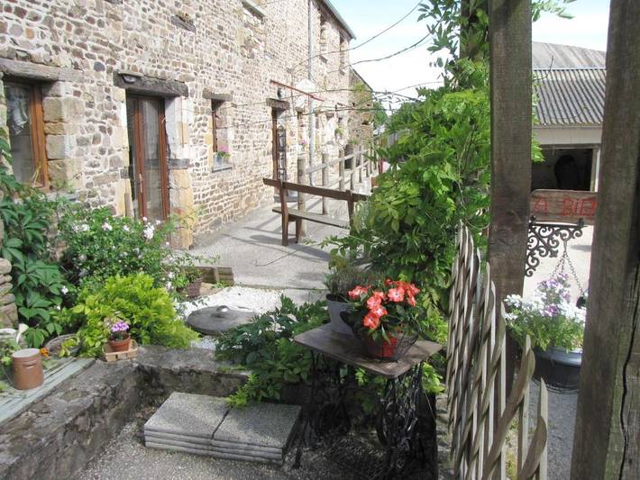 Maison d’hôte pour 2 personnes, avec Terrasse ainsi que Jardin et Vue