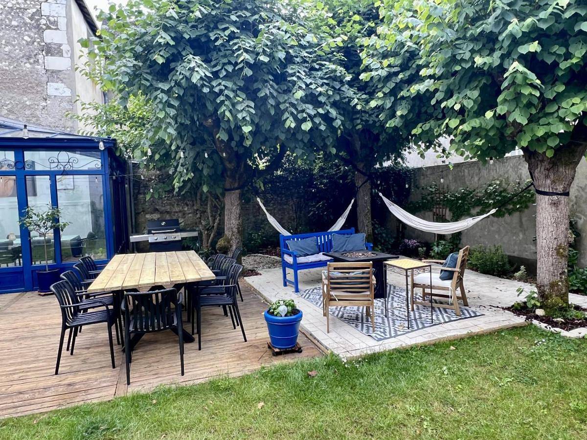 Standard Double Room with Shared Bathroom in Amboise, Tours region