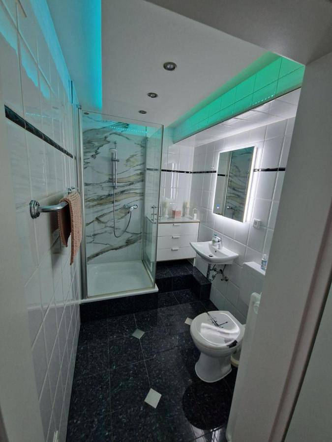 Ferienwohnung für 2 Personen, mit Garten und Ausblick in Düsseldorf - 4