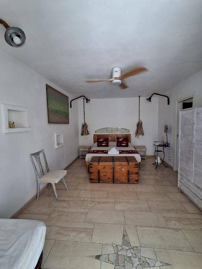 Hôtel pour 2 personnes, avec jardin à Ponza - 2