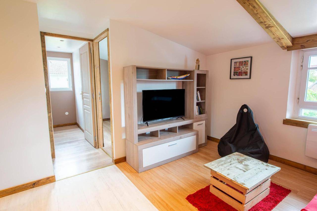 Appartement entier, Three-Bedroom Apartment in Gisors, Région de Les Andelys