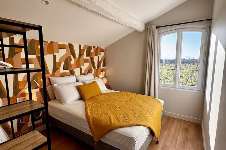 Location de vacances pour 7 personnes, avec terrasse ainsi que piscine et jardin, animaux acceptés à Saint-Sulpice-de-Faleyrens - 4