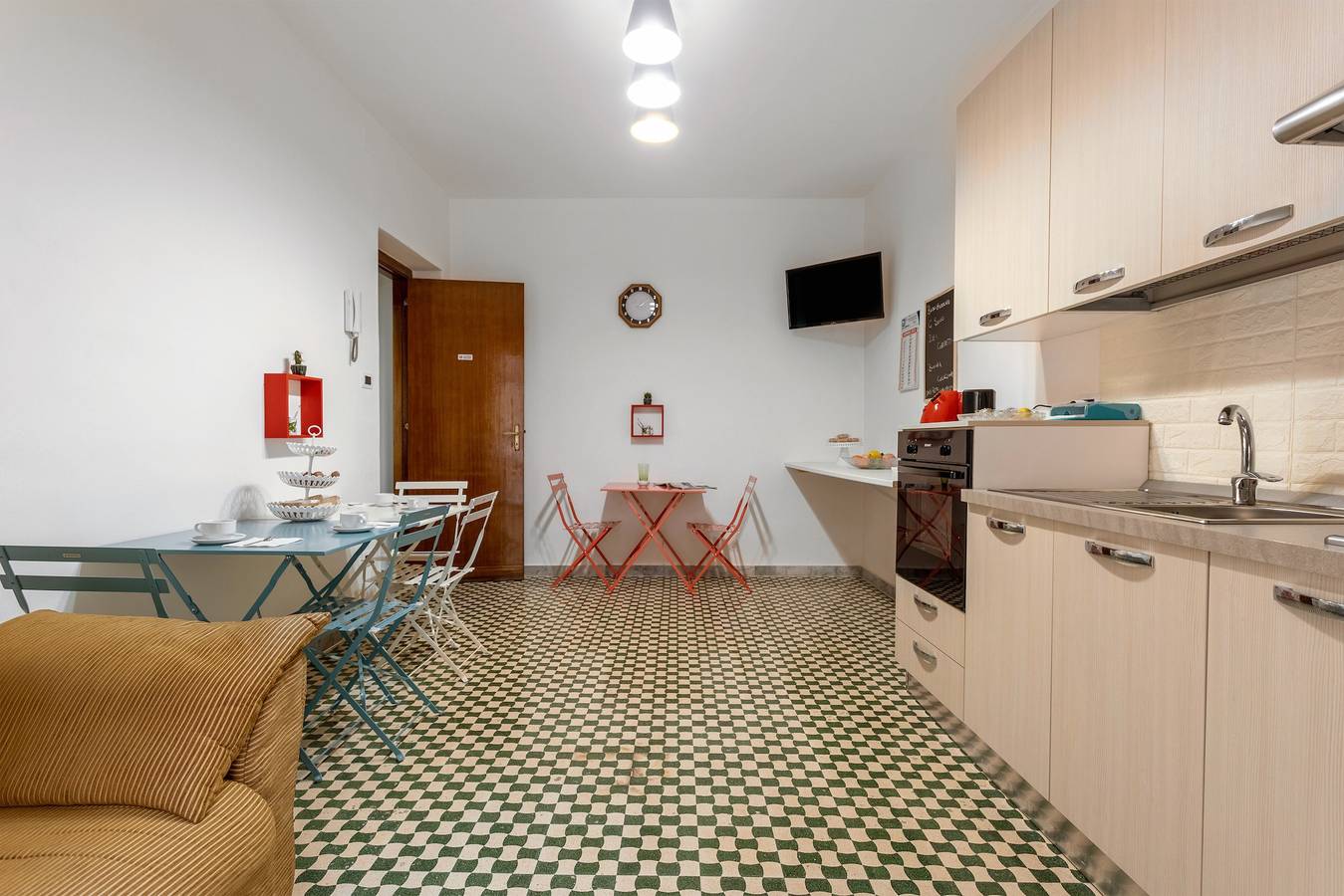 Appartement entier, Appartement de vacances "Dorotea" avec terrasse privée, climatisation et Wi-Fi. in Palerme, Province de Palerme