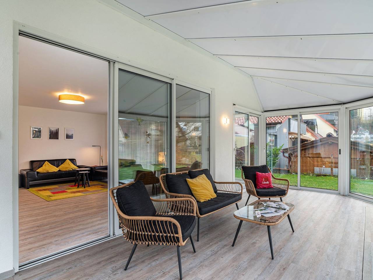 Ganze Ferienwohnung, Ferienwohnung mit Wintergarten - Ferienwohnung mit Wintergarten in Calmbach, Bad Wildbad