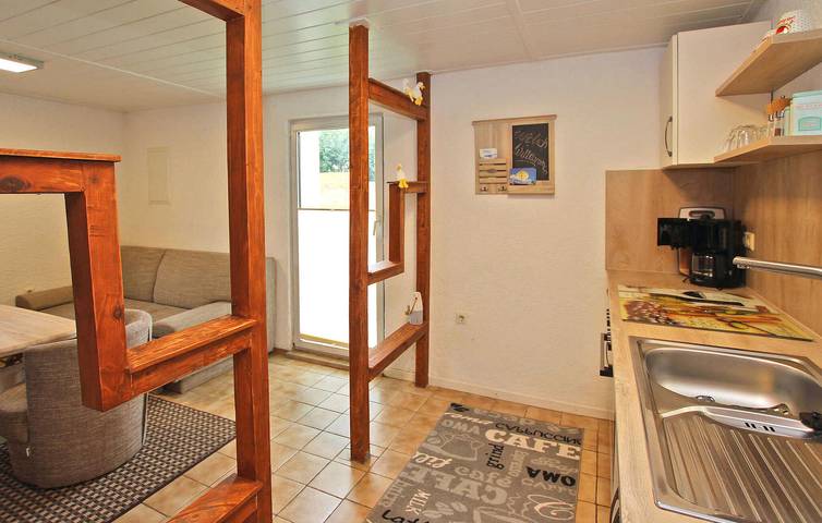 Gemütliche Wohnung mit Terrasse in Kummerow - Nähe Stadtzentrum & See in Kummerow, Kummerower See