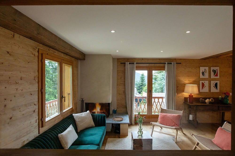 Merveilleuse maison de vacances privée pour 10 personnes avec Wifi, Tv, terrasse et parking in Chesières, Ollon (Villars-sur-Ollon)