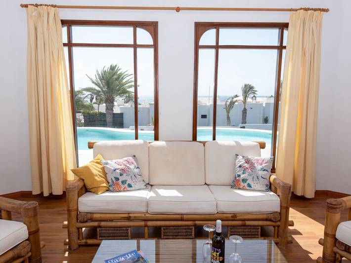 Apartamento de vacaciones para 3 personas, con piscina y jardín - 1