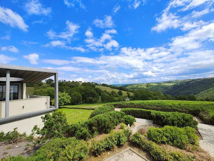 Location de vacances pour 6 personnes, avec vue et jardin à Maleville - 2